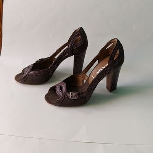 Prada heels with open toe size 7 in EUC